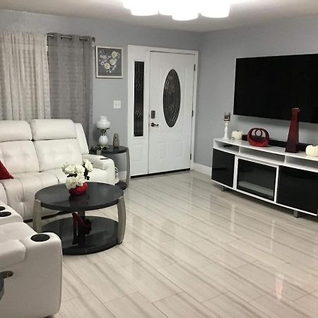 Mary'S Luxury House Tampa Exterior foto