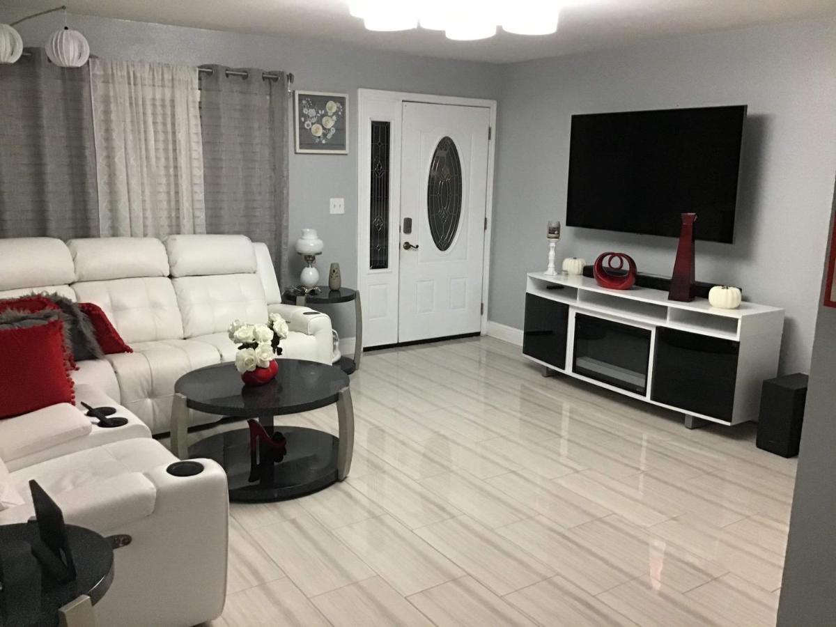 Mary'S Luxury House Tampa Exterior foto